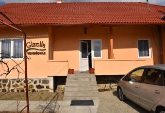 Gizella vend  gh  z has Balcony rooms