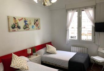 Pensi  n Arias allows 18 year olds to book a room