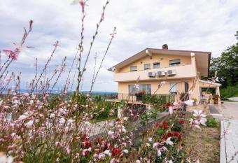 Apartments Bella Vista Lilly has Balcony rooms