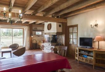 G  te Audes, 6 pi  ces, 10 personnes - FR-1-489-119 has Balcony rooms