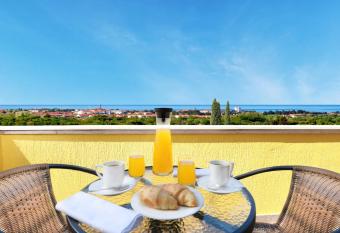 Hotel Arte Casa has Balcony rooms