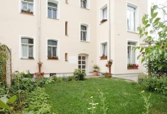 Pension Tokus has Balcony rooms