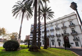 The River Hostel has Balcony rooms