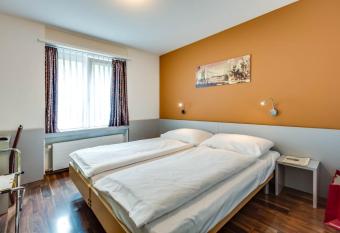 Alexander Guesthouse Zurich Old Town allows 18 year olds to book a room