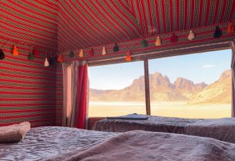 Star Walk Camp & Tours has Balcony rooms