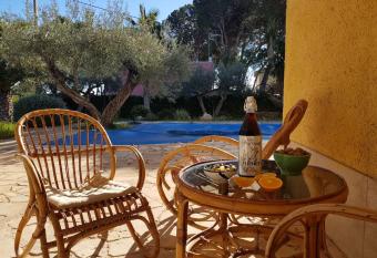 La Inopia has Balcony rooms