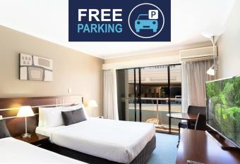 Riverside Hotel Southbank allows 18 year olds to book a room