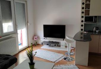 Jelena has Balcony rooms