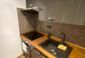 Apartment Rezidence La allows 18 year olds to book a room