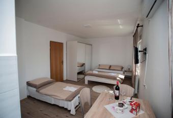 Guesthouse Buco allows 18 year olds to book a room