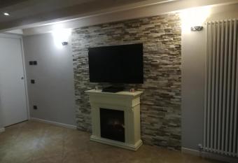 da Fabio allows 18 year olds to book a room