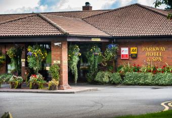 Parkway Hotel & Spa allows 18 year olds to book a room