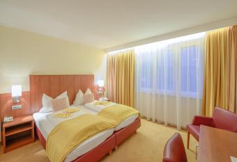 Wachauerhof allows 18 year olds to book a room