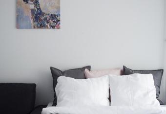 2ndhomes Tampere  allows 18 year olds to book a room