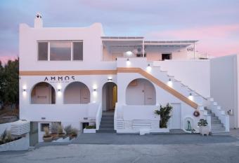 Ammos Luxury Rooms & Home has Balcony rooms