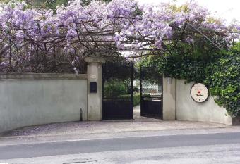 La Piccola Locanda has Balcony rooms