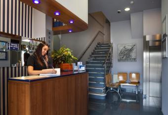 Hotel La Polar allows 18 year olds to book a room