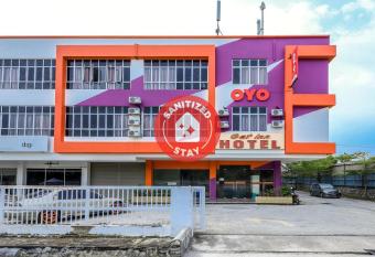 OYO 1043 Get Inn Hotel Sendayan allows 18 year olds to book a room
