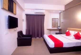 OYO 979 Hua Kuok Inn allows 18 year olds to book a room