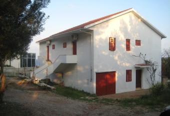 Apartments Zmaj has Balcony rooms