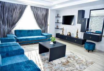 Supreme Hotel Baku allows 18 year olds to book a room