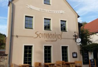 Wirtshaus Sonnenhof has Balcony rooms