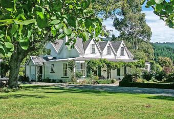 Marlborough B & B has Balcony rooms
