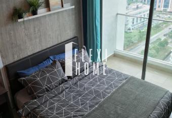Cybersquare 19 Cozy Studio Home Cyberjaya, Flexihome-MY allows 18 year olds to book a room