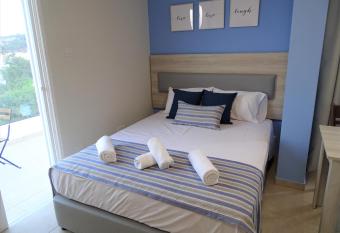 Proteas Mare Suites has Balcony rooms