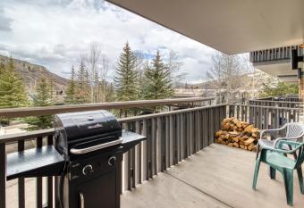 1 Bath Studio Apartment in Snowmass Village has Balcony rooms