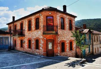 Philippos Hotel has Balcony rooms