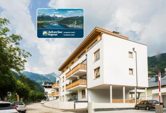 AlpenParks Residence Zell am See has Balcony rooms