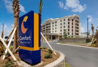 Comfort Inn & Suites Gulf Shores East Beach near Gulf State Park has Balcony rooms