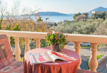 Mali Milo  er Bay Accommodation has Balcony rooms