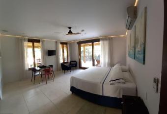 Casa Papito allows 18 year olds to book a room