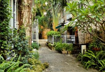 Shenzhen Shekou No.6 Garden Hotel (Sea World) has Smoking/Balcony rooms