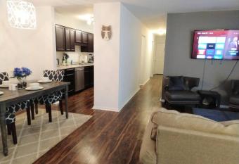 Charming Condo in Central Raleigh has Balcony rooms