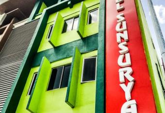 Hotel Sunsurya allows 18 year olds to book a room