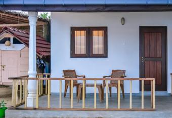 Saman Beach Guest House has Balcony rooms