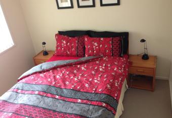 Cosy Home in Yandina has Balcony rooms