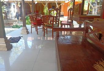 Ida,s Guest house has Balcony rooms