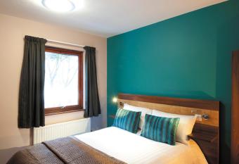 The Cedars Hotel allows 18 year olds to book a room