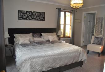 Mulberry Cottage Unique B&B Accommodation allows 18 year olds to book a room