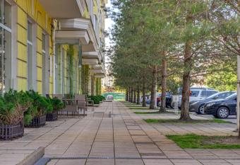 Al Mar Hotel has Balcony rooms