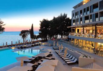 Hotel Parentium Plava Laguna has Balcony rooms