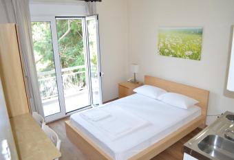 Hotel Europa - Family and Senior Friendly has Balcony rooms