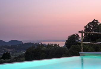 Agriturismo GaiaSofia - adults only allows 18 year olds to book a room