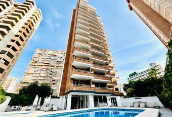 Trebol One Apartments By Mc has Balcony rooms