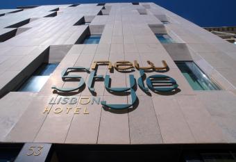 New Style Lisbon Hotel allows 18 year olds to book a room