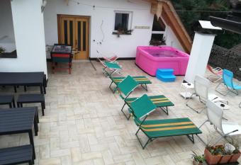 Pension Flora allows 18 year olds to book a room